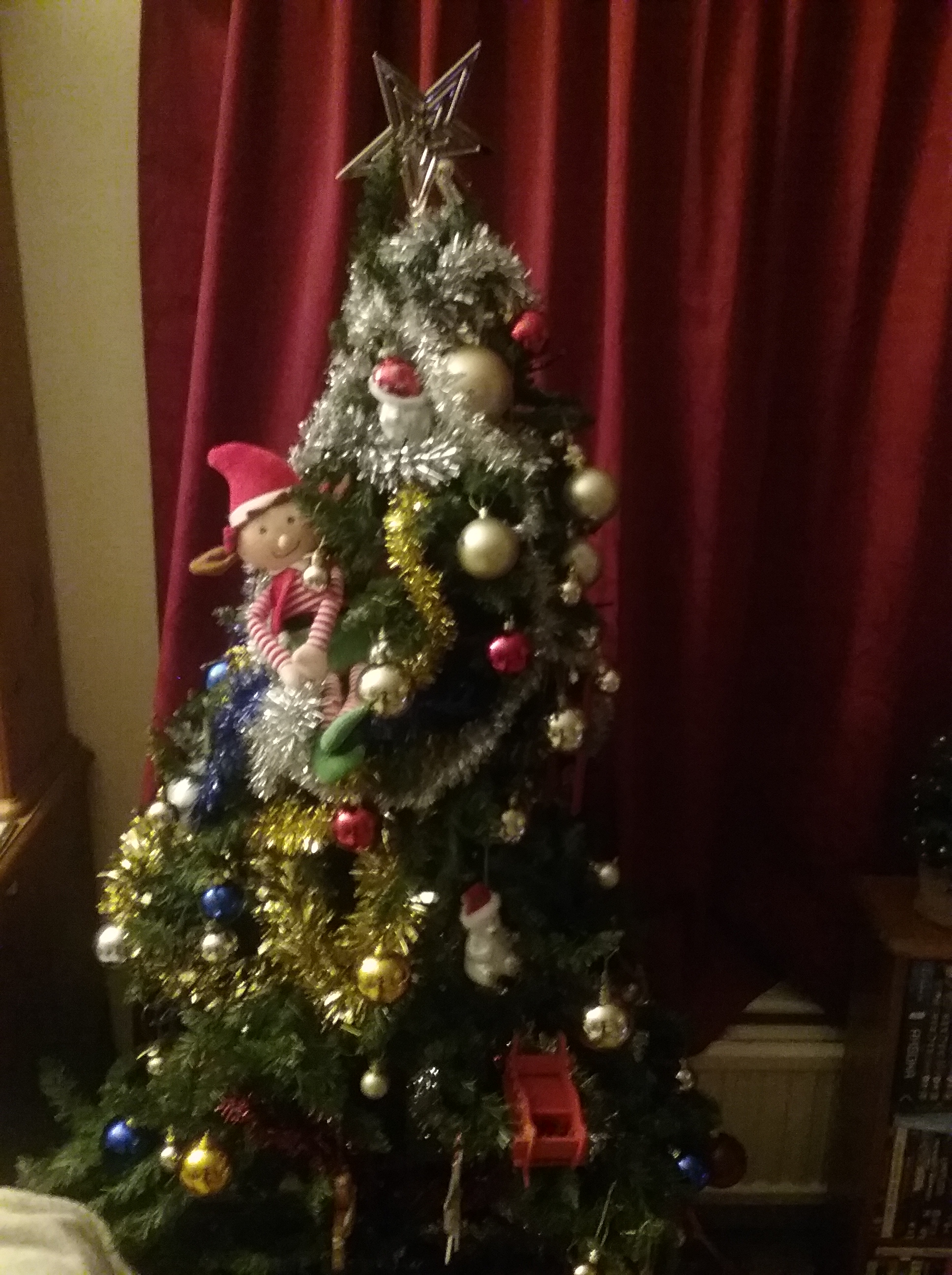 Christmas tree with elf